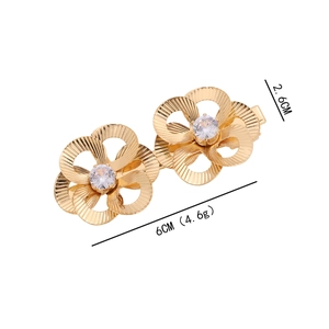 Baroque golden hollow flower hair clips with crystals and detailed size specifications