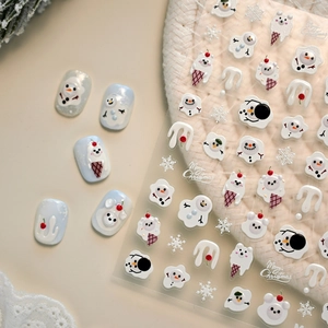 Autocollants d'ongles de Noël bonhomme de neige et flocons avec dessins d'ours à la main