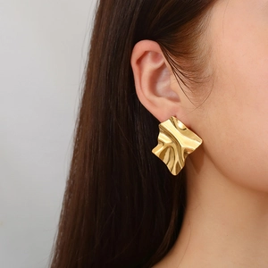 French vintage 18K gold plated stainless steel irregular wrinkled square earrings on model