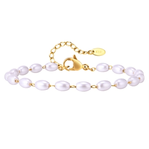 Damen 18K Gold Edelstahl Armband mit weißen Perlen und praktischem Karabinerverschluss