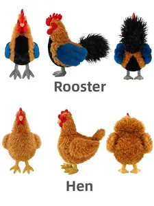 Vista frontale e laterale dei dettagli morbidi dei peluche di gallo e gallina realistici