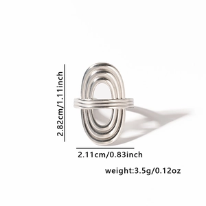 Detailed dimensions of silver oval titanium steel ring showing size and weight specs