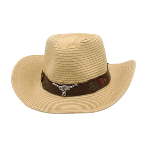 Chapeau de cowboy en paille avec bande en cuir marron et ornement de tête de taureau
