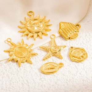 18K vergoldete Anhänger aus Edelstahl für DIY-Schmuck mit Sonnen- und Seesternmotiven