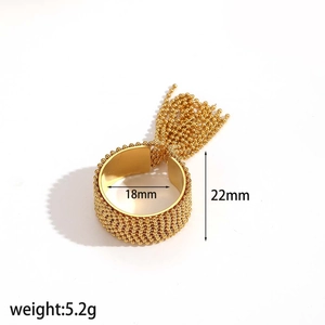 Golden stainless steel tassel ring with 18mm diameter and 22mm height specs