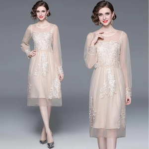 Robe Midi Élégante Style Français Pour Femmes Dentelle Broderie Florale Mesh Manches Longues Col Rond Champagne Soirée Formelle