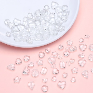 Transparente Acrylperlen in Herz- und Schmetterlingsform für DIY Schmuck