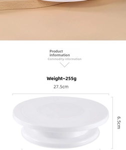 Close-up of food-grade PP cake turntable showing dimensions of 27.5cm width and 6.5cm height