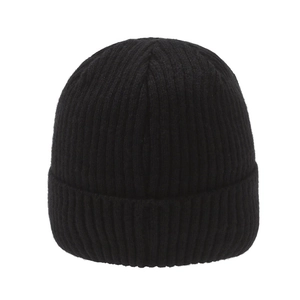 Men's winter black knit beanie hat with thick thermal lining and ribbed design for cold weather