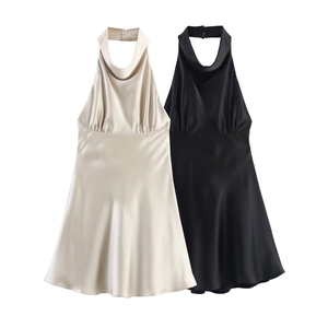 Robe Courte En Satin À Dos Nu Col Bénitier Sans Manches Élégante Soirée Cocktail Mode Pour Femmes
