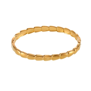 18K gold plated stainless steel serpent scale geometric bangle with side clasp