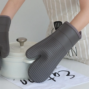 Thickened heat resistant grey silicone oven mitts with non-slip texture for baking