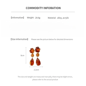 Detail specifications of vintage floral drop earrings with 8cm length and acrylic material