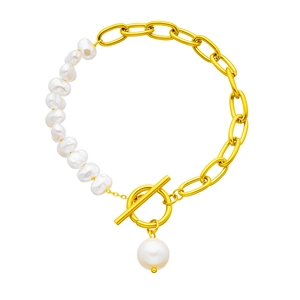 Baroque pearl and gold chain toggle clasp bracelet with round pearl pendant detail