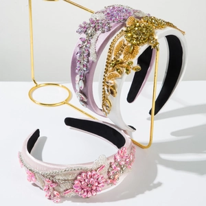Cerchietto Barocco Imbottito in Spugna con Strass Elegante Fascia in Satin con Fiori e Perline per Donna Festa Matrimonio Accessori per Capelli