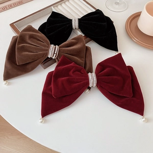 Barrettes à cheveux en velours avec nœuds élégants noir, marron et bordeaux et perles