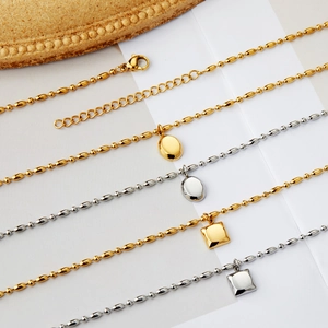 Colliers en acier inoxydable doré et argenté avec pendentifs ovales et carrés