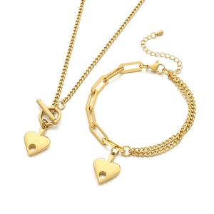 Set di gioielli in acciaio placcato oro 18k con ciondoli a cuore nero e chiusura a levetta OT
