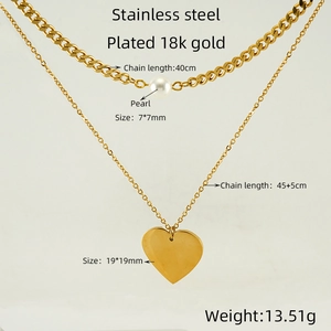 Double-layered 18K gold plated stainless steel necklace with heart and pearl pendants