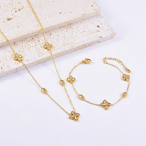 Stainless Steel Four Leaf Flower Necklace Oval Zircon Elegant Gold Plated Jewelry For Women Korean Style