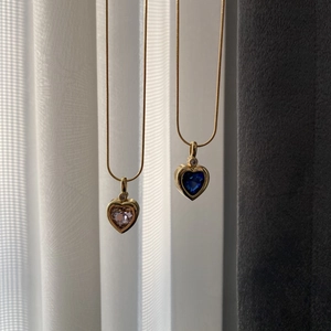 Titanium steel heart pendant necklace with pink and blue zircon gemstones on gold snake chains