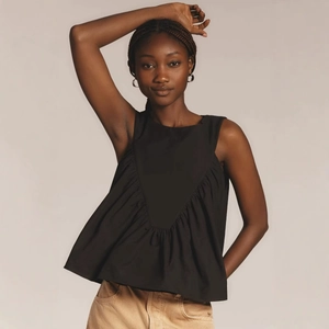 Women's summer round neck sleeveless black tank top with pleated hem and loose fit