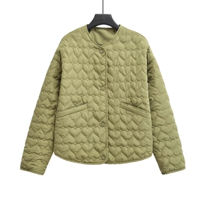Women's heart-quilted olive green jacket with round neck and single-breasted buttons