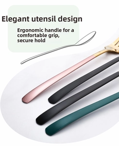 Manici ergonomici opachi in rosa, nero e verde con punte in acciaio inox dorato