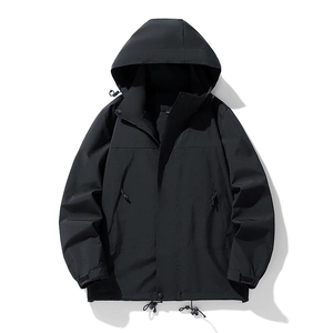 Minimalistische schwarze Herren Outdoor-Kapuzenjacke mit winddichtem Stoff und Kordelzug