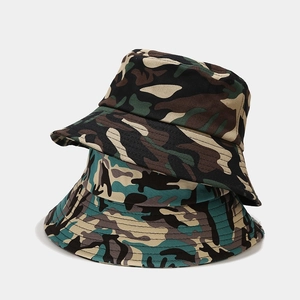 Détails de chapeaux de soleil camouflage empilés avec larges bords renforcés pour extérieur