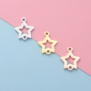 Pendentif Étoile Creuse Étoile À Cinq Branches Connecteur Double Trou Acier Inoxydable Plaqué Or Accessoire DIY Bijoux