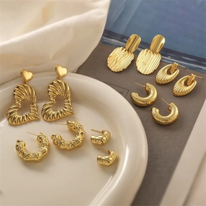 Geometric Gold Plated Stud Earrings Heart C-Shape Vintage Drop Earrings Women With Earring Post