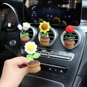 Handmade Crochet Car Air Vent Clip Potted Flower Ornament Yarn Sunflower Rose Daisy Auto Interior Decoration Cute