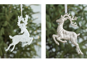 Glitzernde Rentier-Anhänger in Weiß und Silber für weihnachtliche Baumdekoration