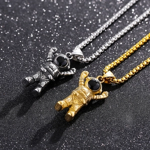 Creative stainless steel astronaut pendant necklaces in silver and gold hip-hop style