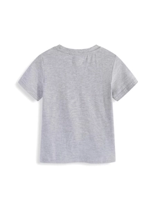 T-shirt classique gris à manches courtes pour garçons vue de dos sur fond blanc uni