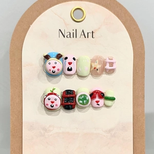 Handgemachte 3D-Cartoon-Nägel Set im Loopy-Stil mit verschiedenen niedlichen Motiven