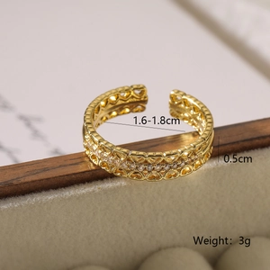 Detail view of gold-plated open heart ring with zircon inlay and product dimensions