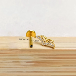 Gold bird labret stud in G23 titanium with zircon inlay, available in 6/8/10mm lengths