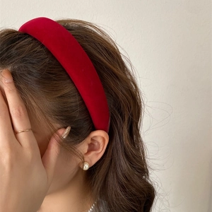 Serre-tête vintage en velours rouge de style français avec design éponge haute couronne