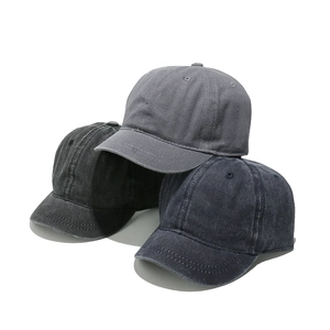 Short brim washed cotton baseball caps in dark grey, light grey, and navy blue