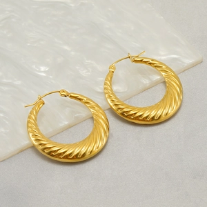 Twisted Hoop Earrings 18K Gold Plated Stainless Steel Spiral Croissant Style Lightweight Luxury Jewelry For Women