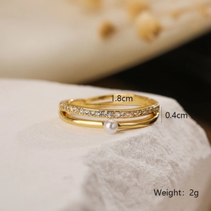 Macro shot of gold-plated double layer ring showing 1.8cm diameter and 2g weight details