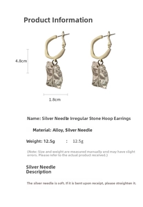 Detailed size and weight specs for irregular cream and clear acrylic drop earrings