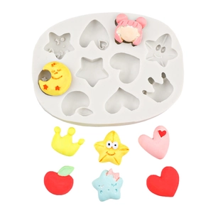 Moule en silicone avec formes cœur étoile et couronne pour chocolat et résine DIY