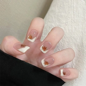 Press On Nails French Style White Tip Maple Leaf Gold Glitter Short Square False Nail Patches For Women DIY Manicure