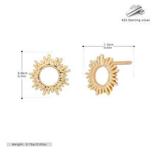 Detailed view of sunburst earrings in 925 sterling silver with size dimensions and weight