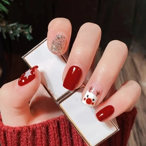 Faux Ongles De Noël Rouge Or Paillettes Cartoon Cerf Flocon De Neige Amovible Résine Style De Fête
