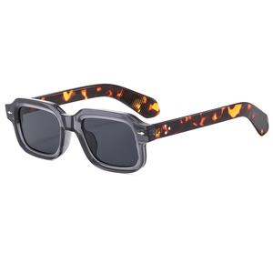 Fashionable square retro sunglasses with gray transparent frame and tortoise temples