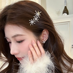 Sparkling crystal flower star hair clip with zircon inlay for elegant side styling
